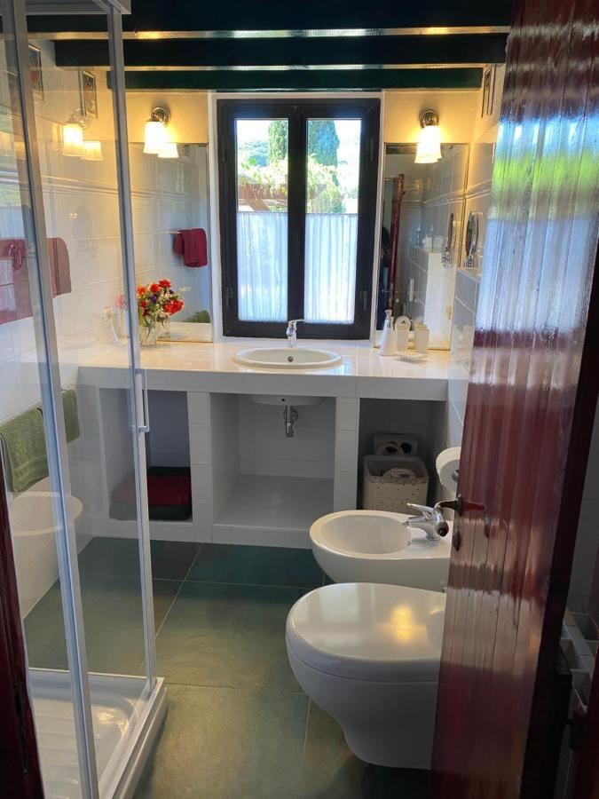 Studio-Appartment In Landhaus Mit Meerblick Porto Azzurro Eksteriør bilde