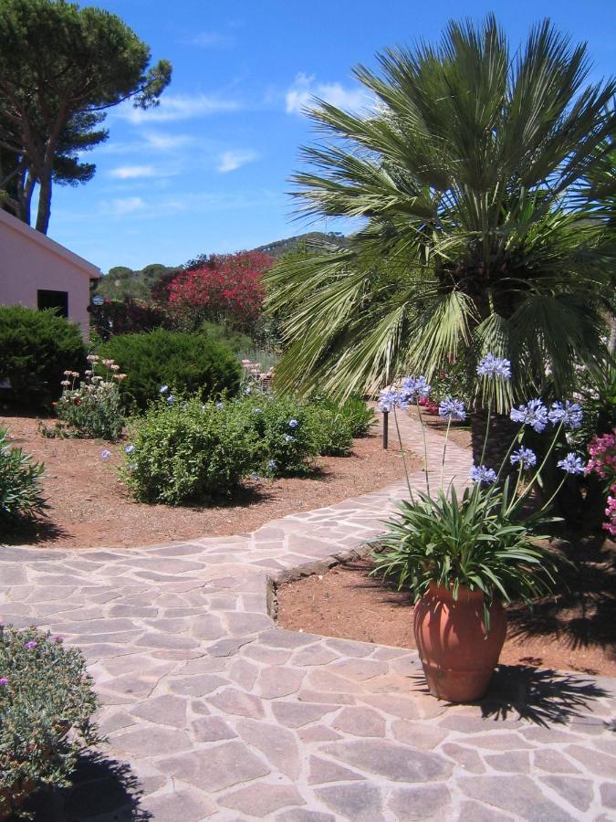 Studio-Appartment In Landhaus Mit Meerblick Porto Azzurro Eksteriør bilde