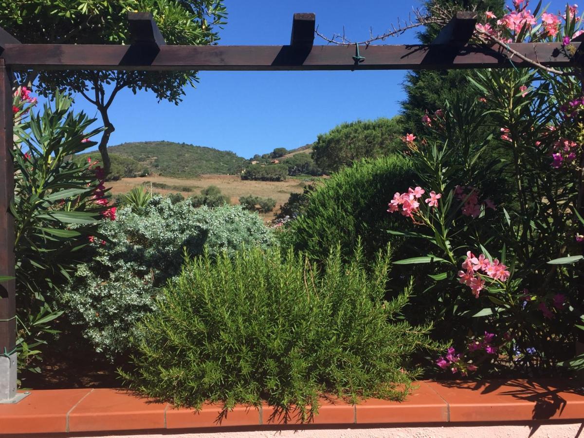 Studio-Appartment In Landhaus Mit Meerblick Porto Azzurro Eksteriør bilde